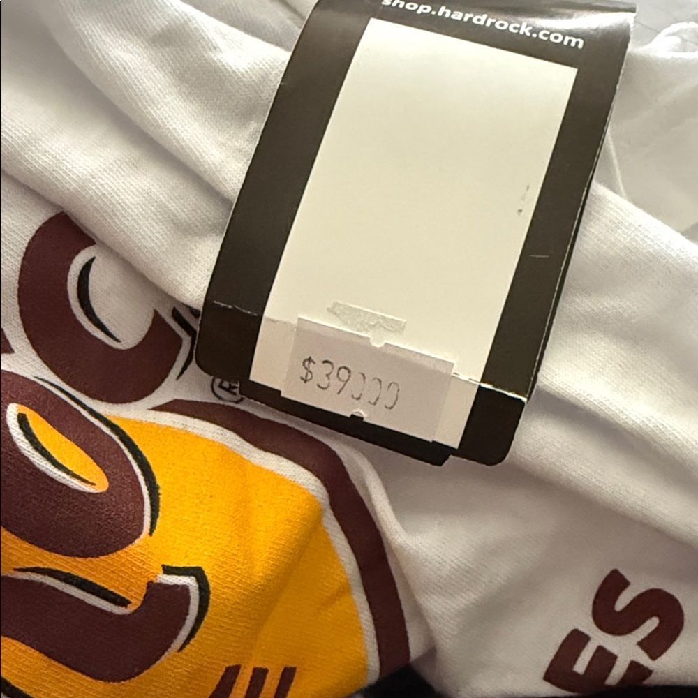 NWT Hard Rock Tee White Women’s Large Buenos Aires - Picture 6 of 7